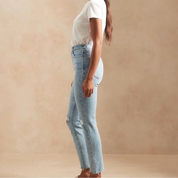 Banana Republic Ultra High Rise Slim Fit Distressed Jeans - Picture 2 of 5